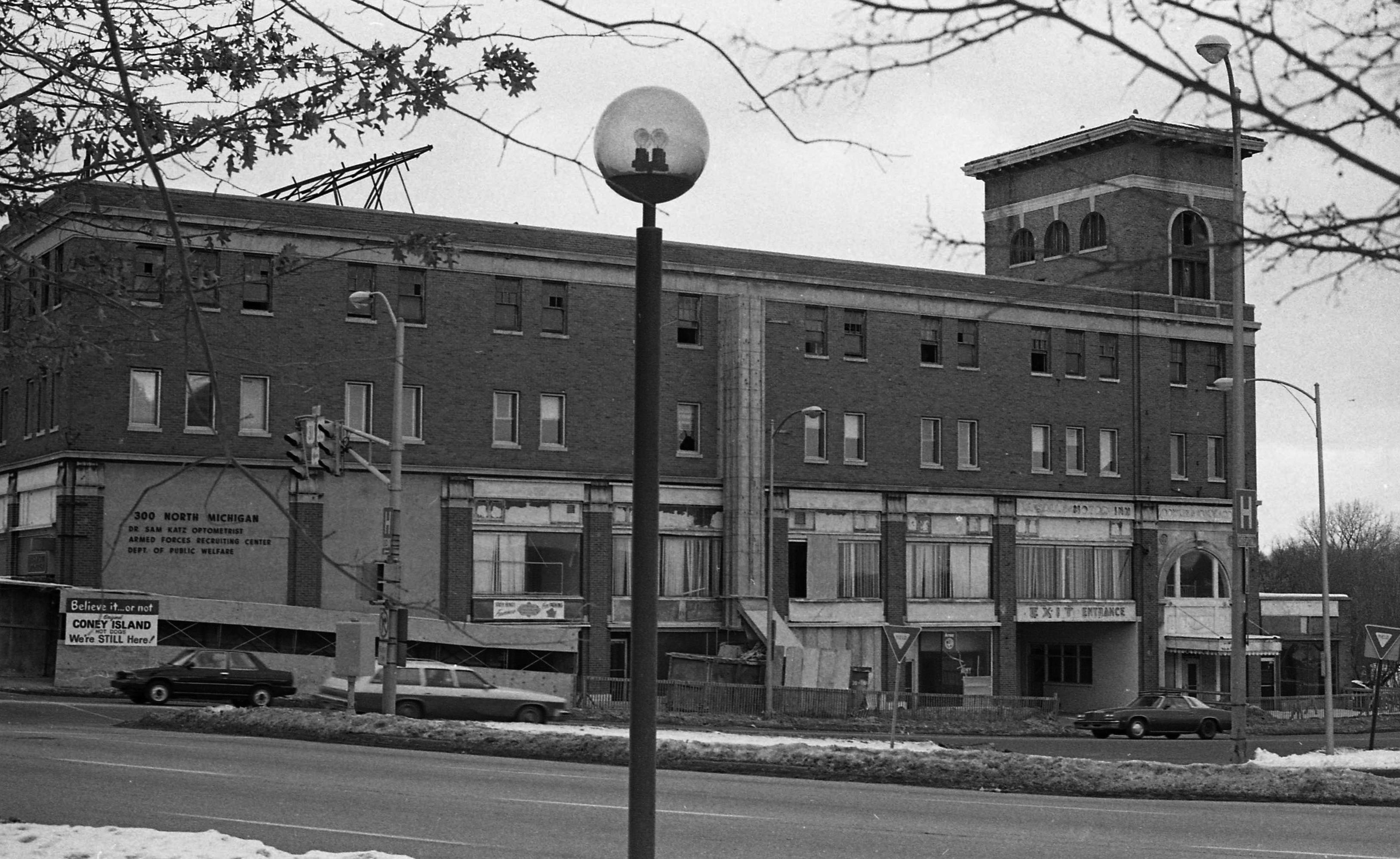 302-306 North Michigan Street
